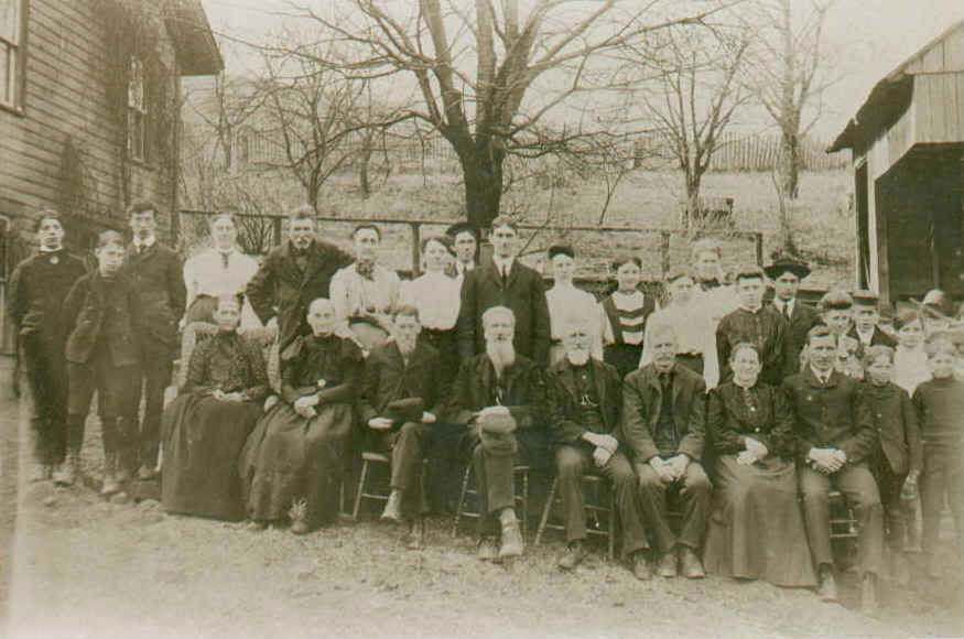 Knappenberger Family Reunion, Armstrong County, Pennsylvania     Circa 1908