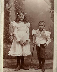 Ruth Knappenberger Ruff and John Franklin Knappenberger, Jeannette, Pennsylvania     Circa 1905